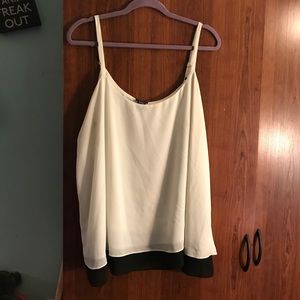 Beautiful chiffon top w/ flyaway back.